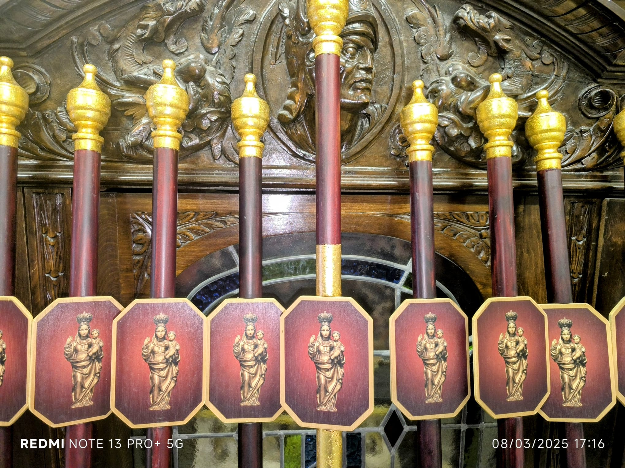 Estrenem nous bordons